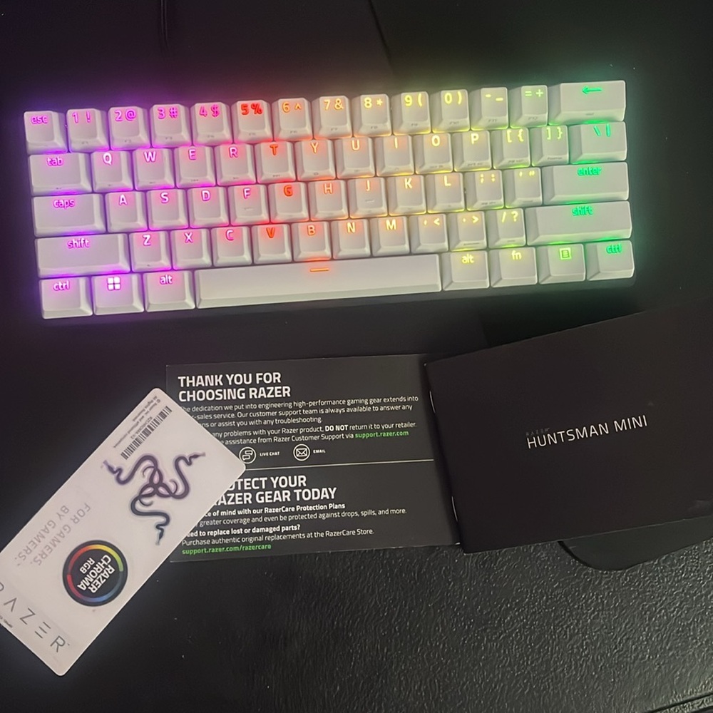 Razer Huntsman Mini 60% - Picture 2 of 2